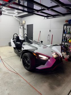 Polaris slingshot