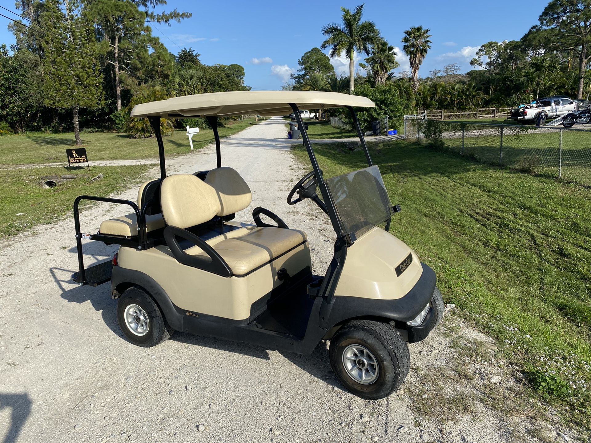 Club Car Precedent Golf Cart