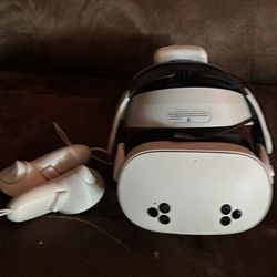 Meta Quest 3S 128gb WITH PREMIUM HEADSTRAP W EXTRA BATTERY