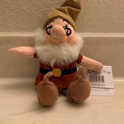 Disney, Snow White, And The Seven Dwarfs DOC  11”