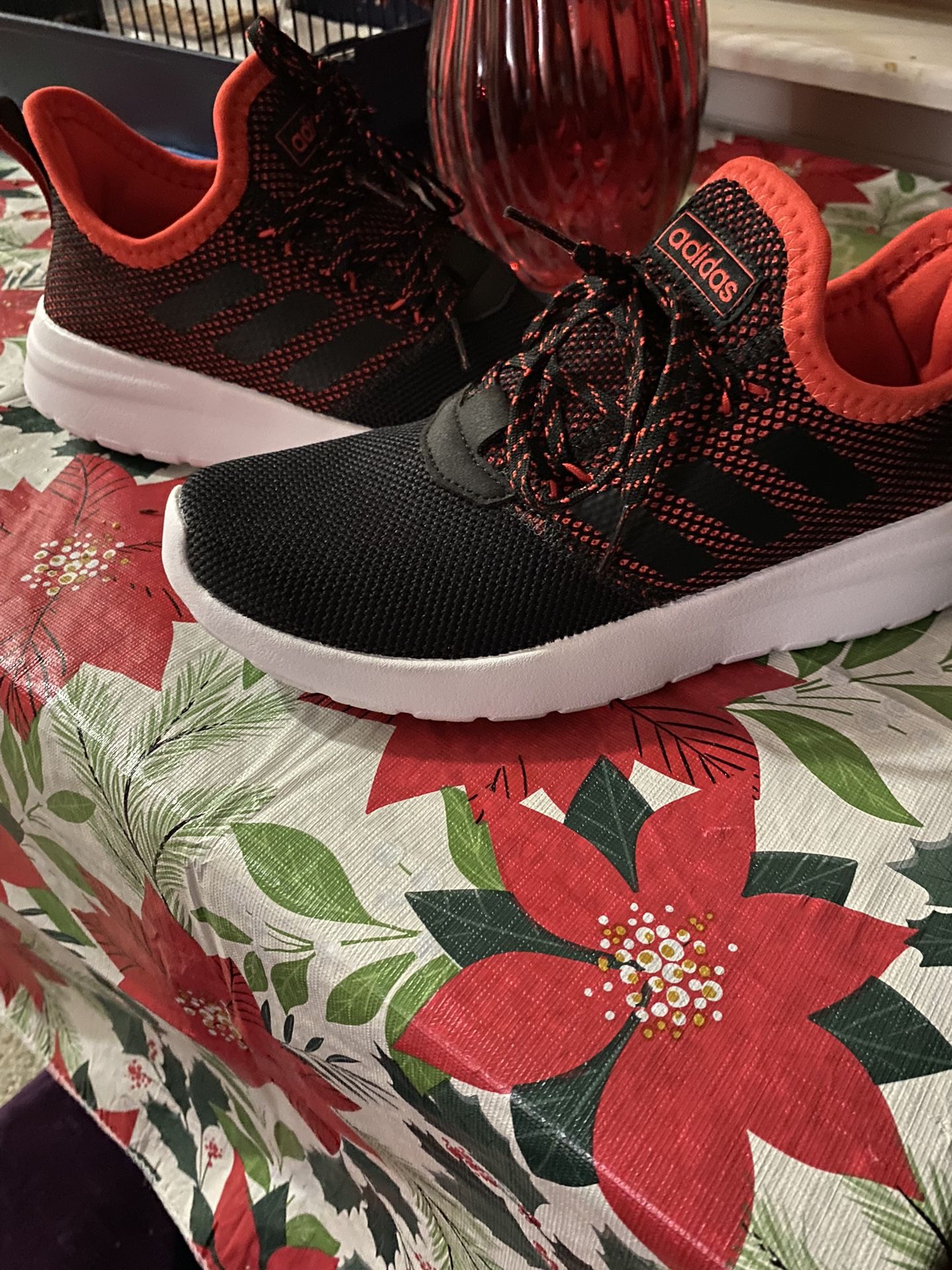 Adidas shoes size 5y