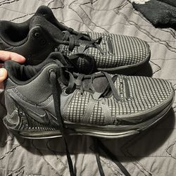 Nike LeBron Witness 7 Basketball Shoes