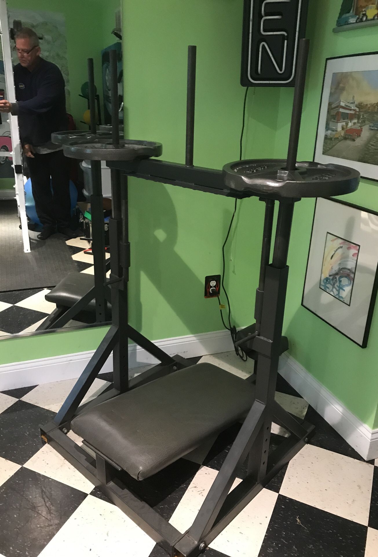 Gym Equipment inverted leg press