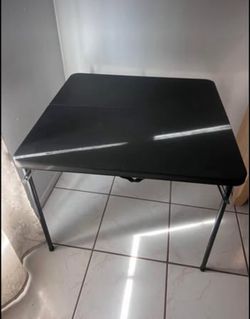 Foldable Table