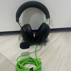 Razer BlackShark V2 X Wired Gaming Headset with 7.1 Surround Sound, 50mm Drivers, Noise Cancelling Mic