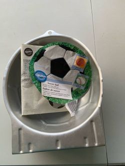 Soccer Ball ⚽️ Cake Pan Wilton 