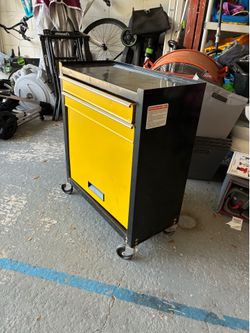 Rollie tool drawer