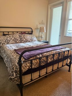 Queen Bed