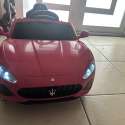 Pink Maserati for girl 