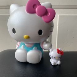 Sanrio Hello Kitty Piggy Coin Bank Figure
