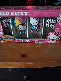Hello kitty glass cups