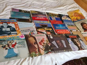 Roger Williams records lot (over 60 LPs)