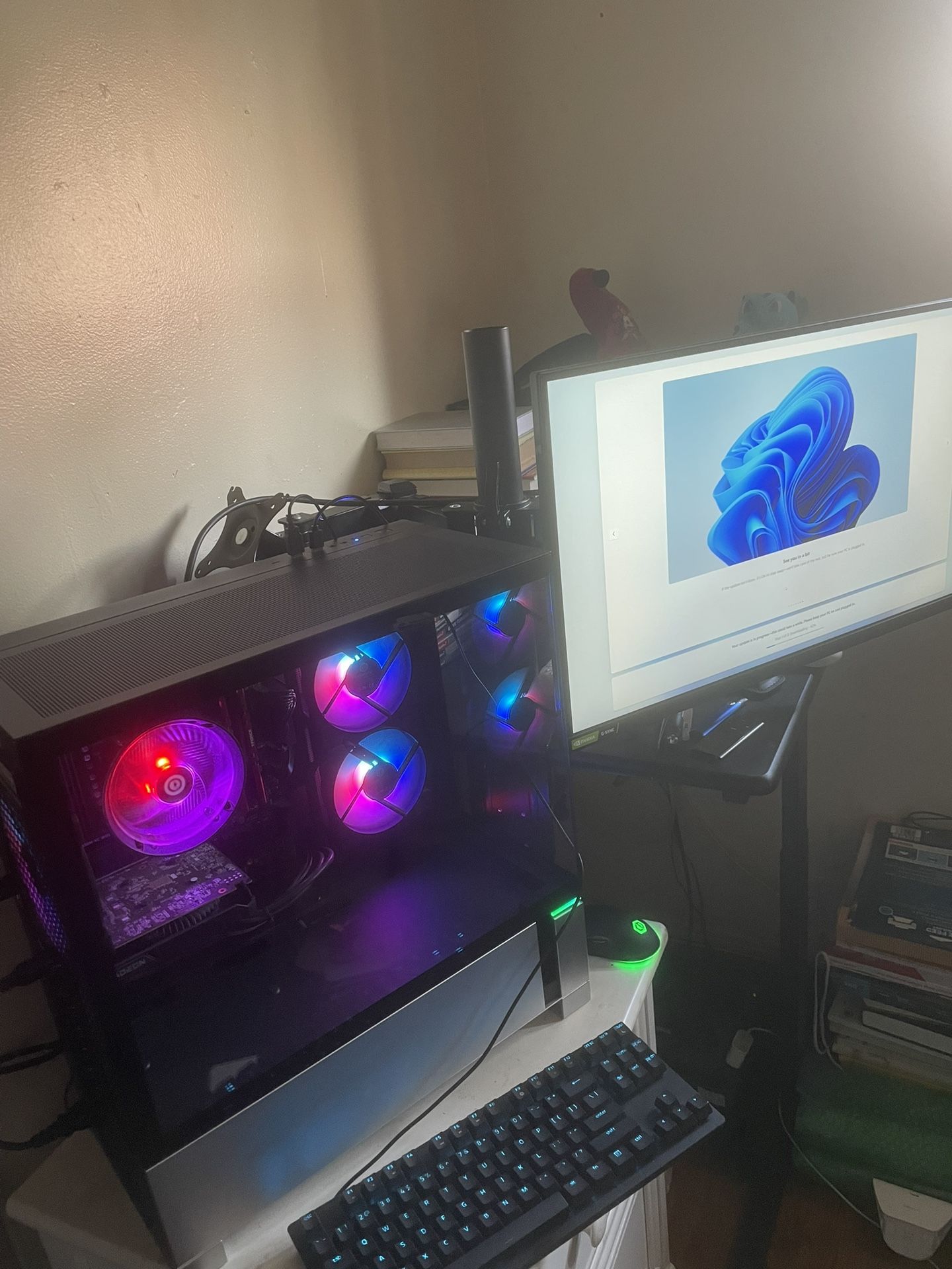 Gaming PC With Keyboard And Mouse Included