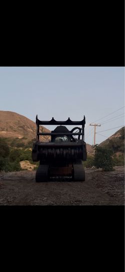 Track mulcher tractor#skid steer#bobcat#masticator#shredder#tree arbol rama#madera