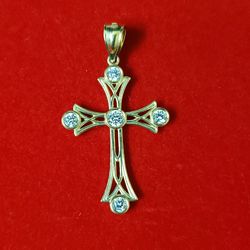 10kt Gold Cross Pendant