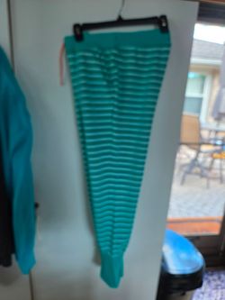 Ladies sz Lg  jogger pants. Like new