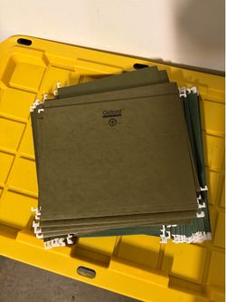 Hanging folders