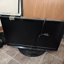 17.5 Inch TV