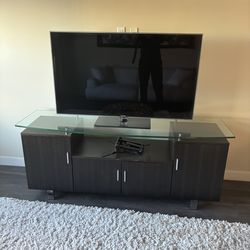 Copenhagen Living TV stand and TV