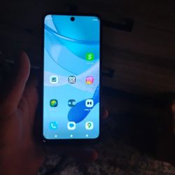 Unlocked Motorola Edge 2024