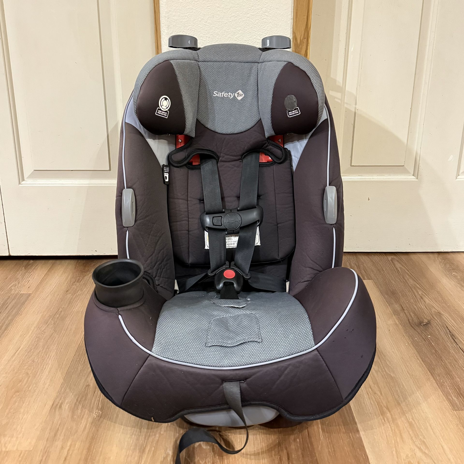 Safety 1st all-in-one convertible car seat