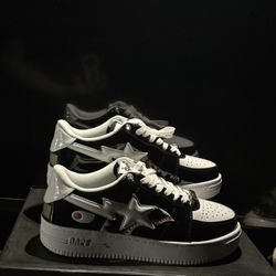 Black and white Bapesta