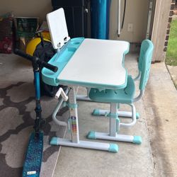 Kids desk Adjustable