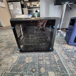 Phanteks Enthoo Evolv ITX Mini-Tower Case