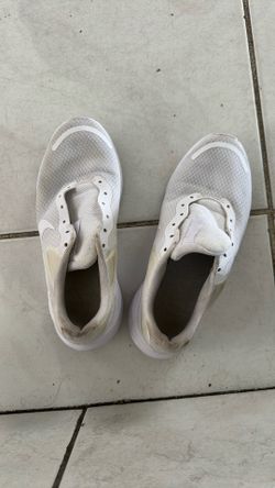 Nike size 7 women.