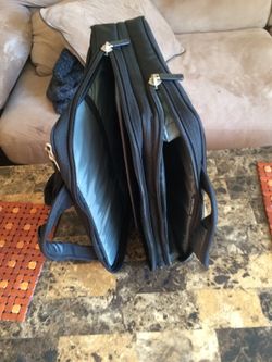 Brenthaveh Laptop bag ..L’New