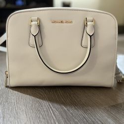 Michael Kors Purse. Never Used! 