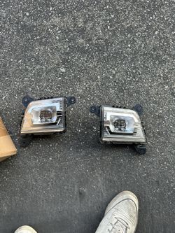 Fog lights Silverado 2019-2022 Pre Refresh