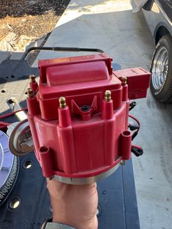 HEI distributor, air cleaner and spark plug wires