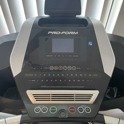 Proform 705 CST Treadmill 