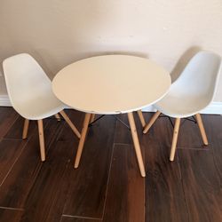 Kids Table