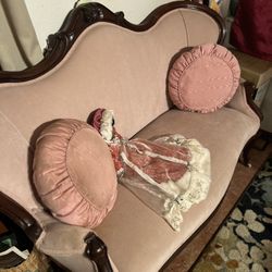 Victorian Settee 