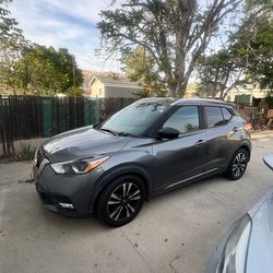 2019 Nissan Kicks