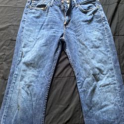 Levi Pants Good Condition 33x32