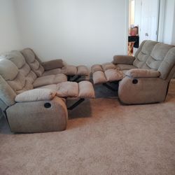 Sofa And Love Seat Recliner. cloth Material 