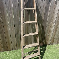 100% Wood Ladder For Proyect Only