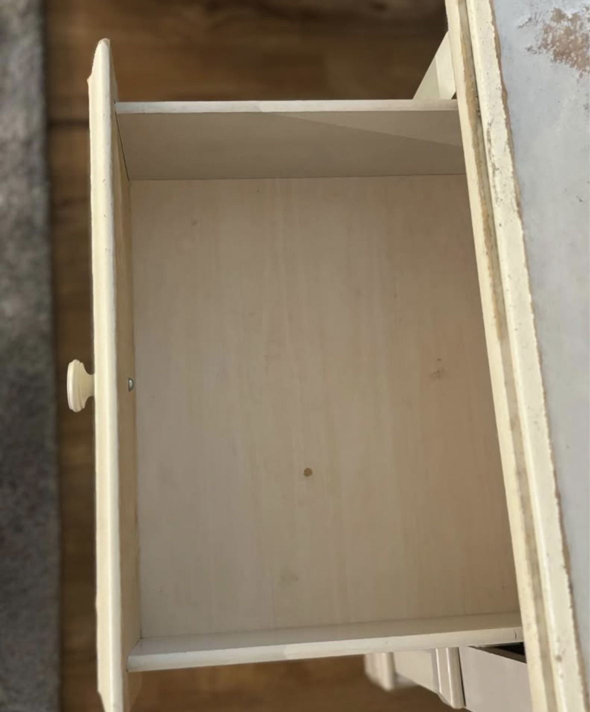 5 PC Bedroom Furniture Set