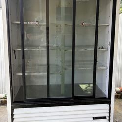 Exhibidor De Bebidas, Large Exhibidor For Restaurante And Bussines, Water,soda,house,liquor, Exhibidor Para Agua Y Refrescos Y Cervezas