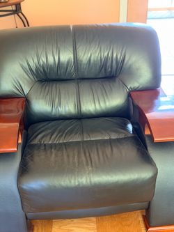 Furniture and damijohns