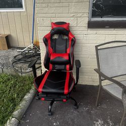 Gaming chair