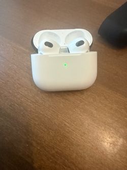 AirPods 3rd Generation Case + AirPods for Parts