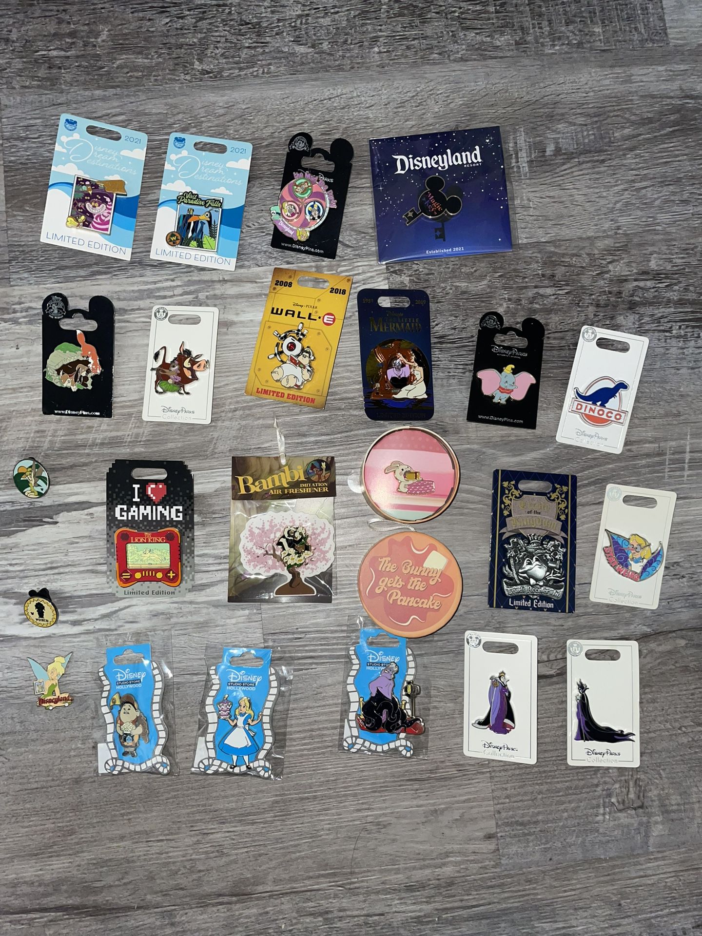 Disney Pins, Limited Edition, Open Edition And Used. 