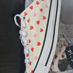 White with hearts converse new