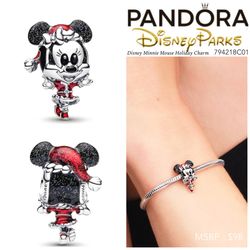 PANDORA Disney Minnie Mouse Holiday Charm w/box