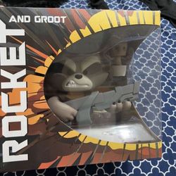 Rocket And baby Groot statue Figure