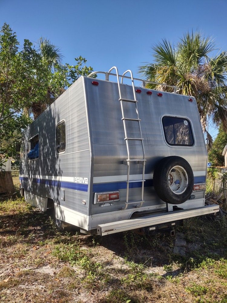 1983 Winnebago Brave